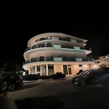 Eu Ropa Hotel Nereto ภายนอก รูปภาพ